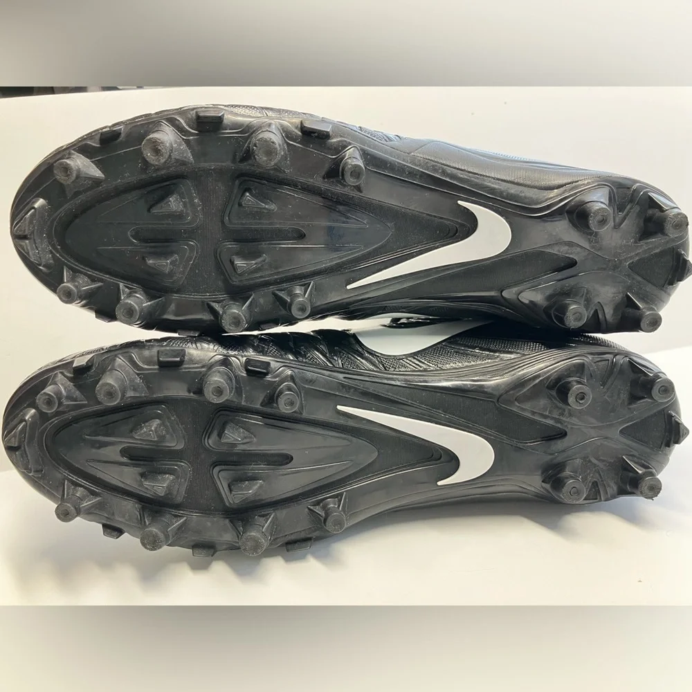 Nike Alpha Menace Men’s Football Cleats, 13, Lace Ups, Black/White